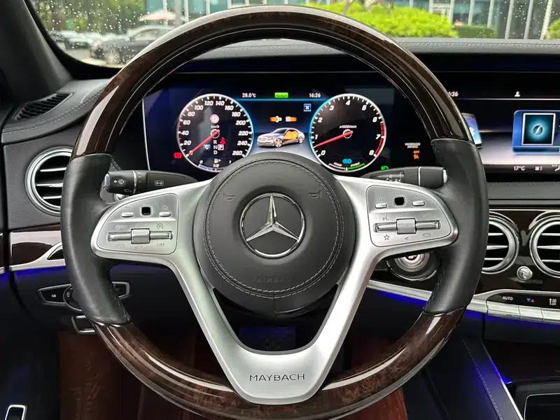 Maybach S-Class 2020 S 450 4MATIC Collector's Edition — миниатюра 14