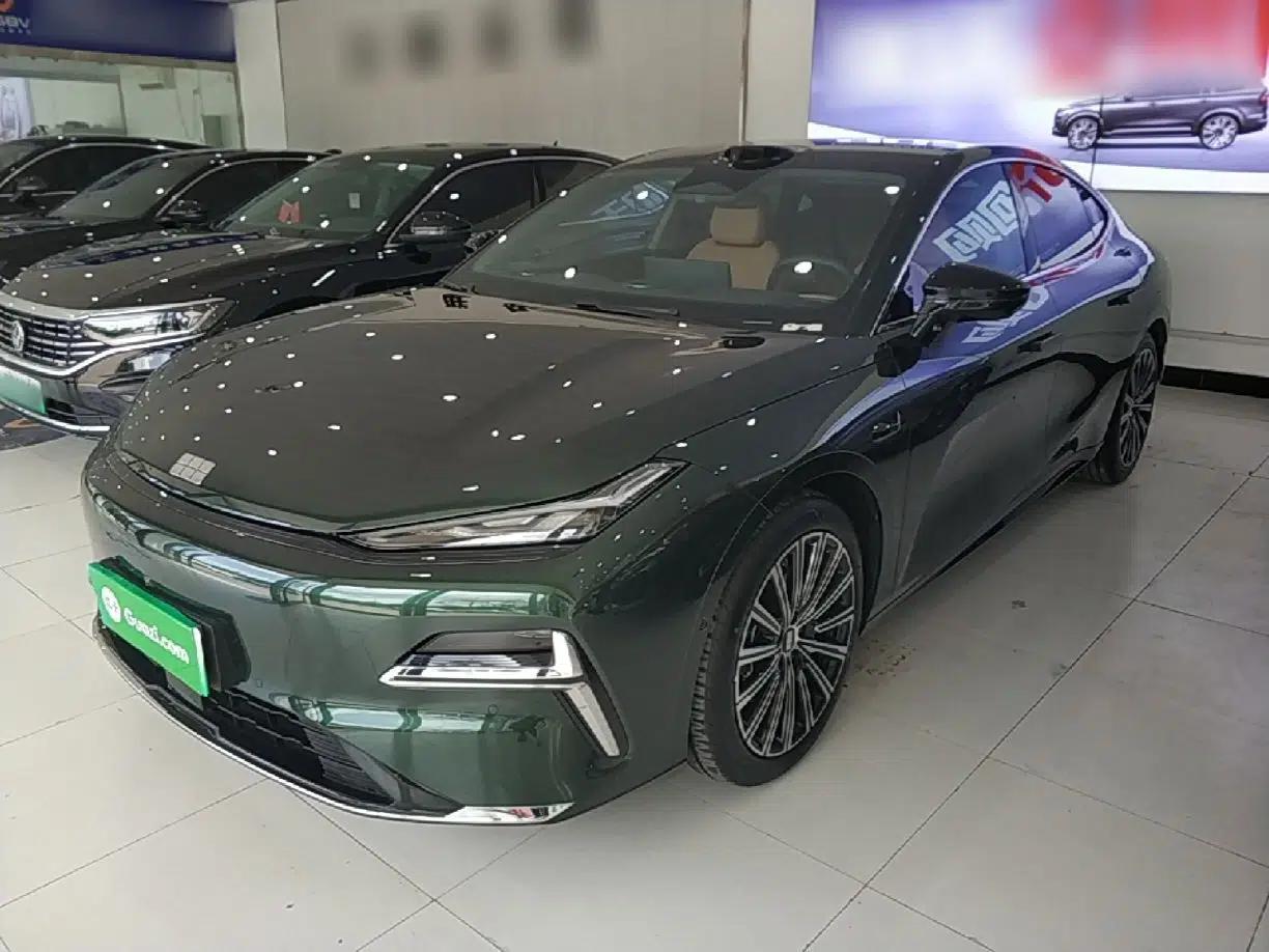 Geely Galaxy 8 2025 130km EM-P Starship Edition — миниатюра 1