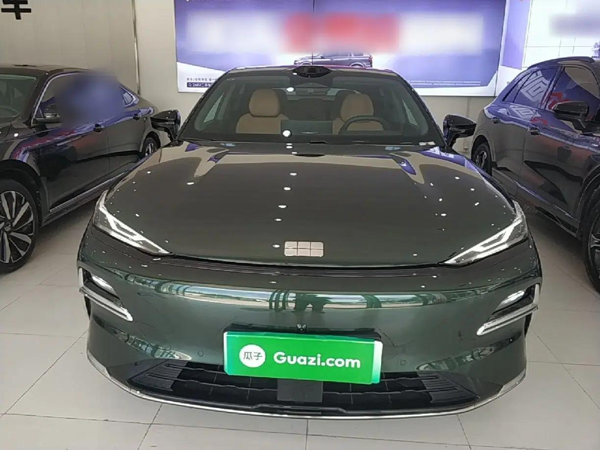 Geely Galaxy 8 2025 130km EM-P Starship Edition — миниатюра 2