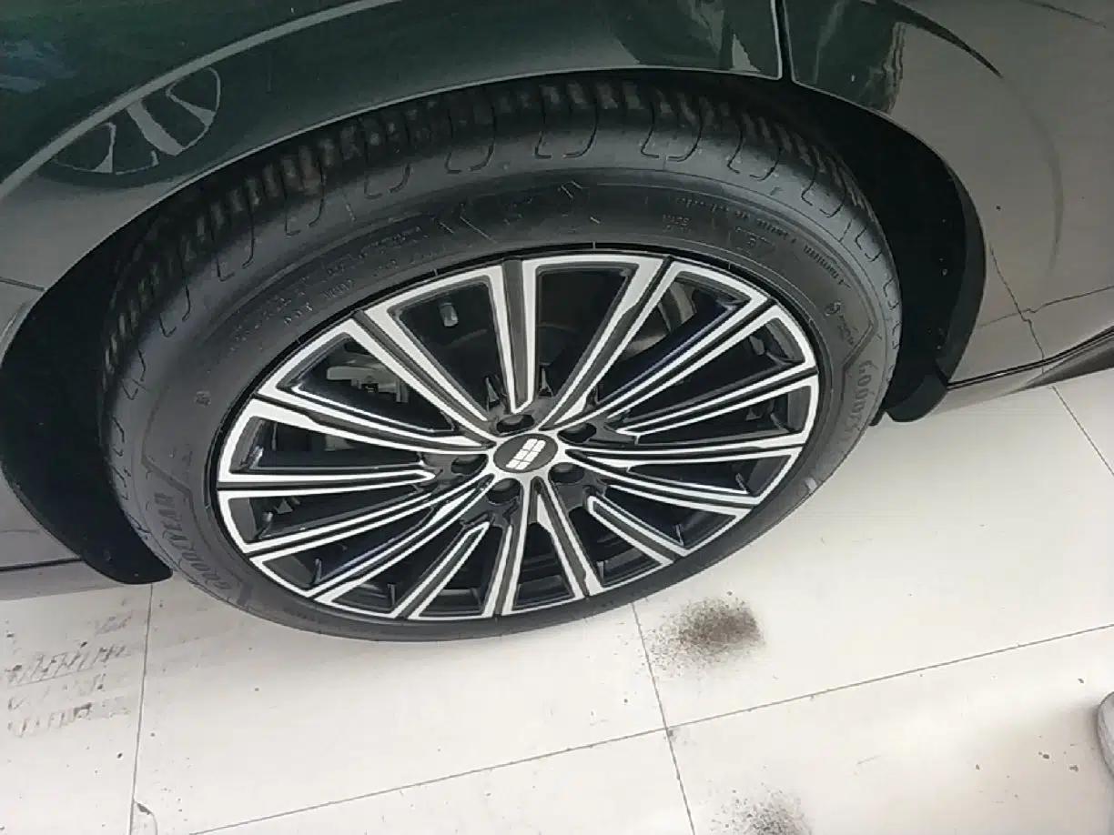 Geely Galaxy 8 2025 130km EM-P Starship Edition — миниатюра 11