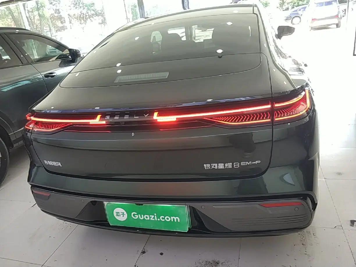 Geely Galaxy 8 2025 130km EM-P Starship Edition — миниатюра 5
