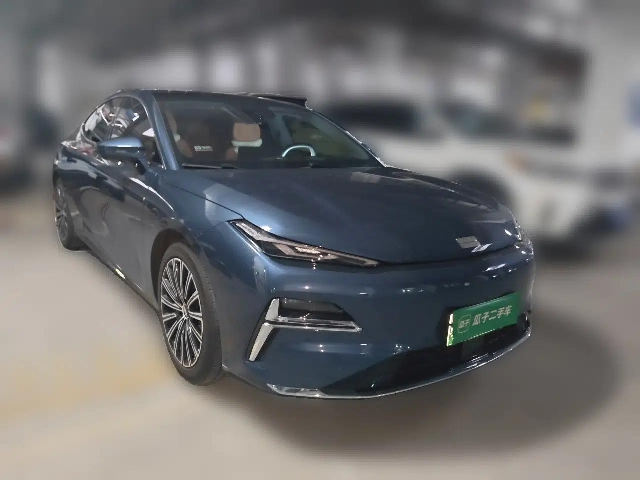 Geely Galaxy 8 2025 130km EM-i Flagship Edition — миниатюра 3