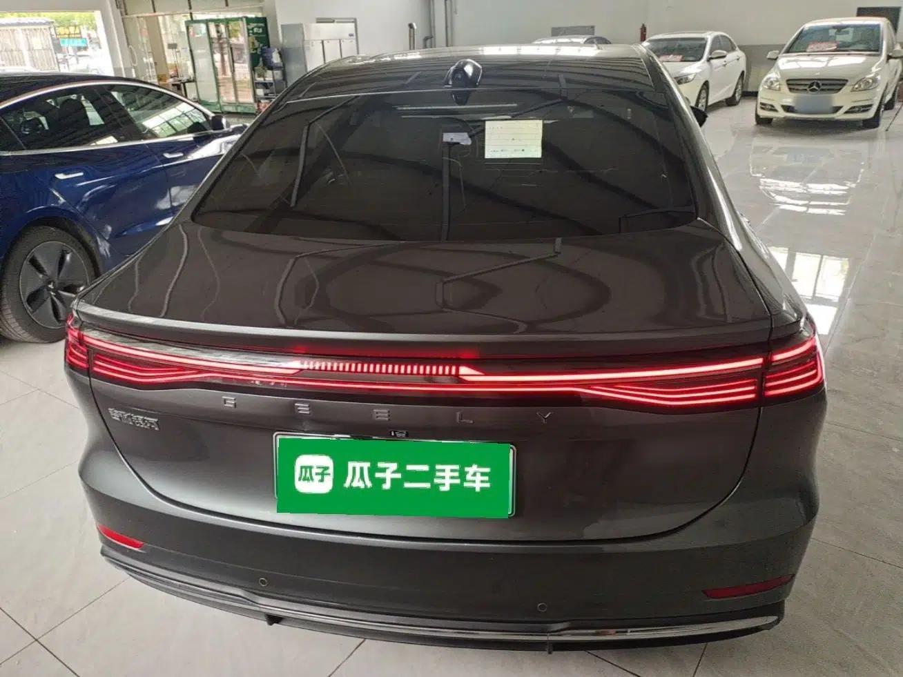 Geely Galaxy A7 2025 Model EM-i 150km Long-Distance Edition — миниатюра 5