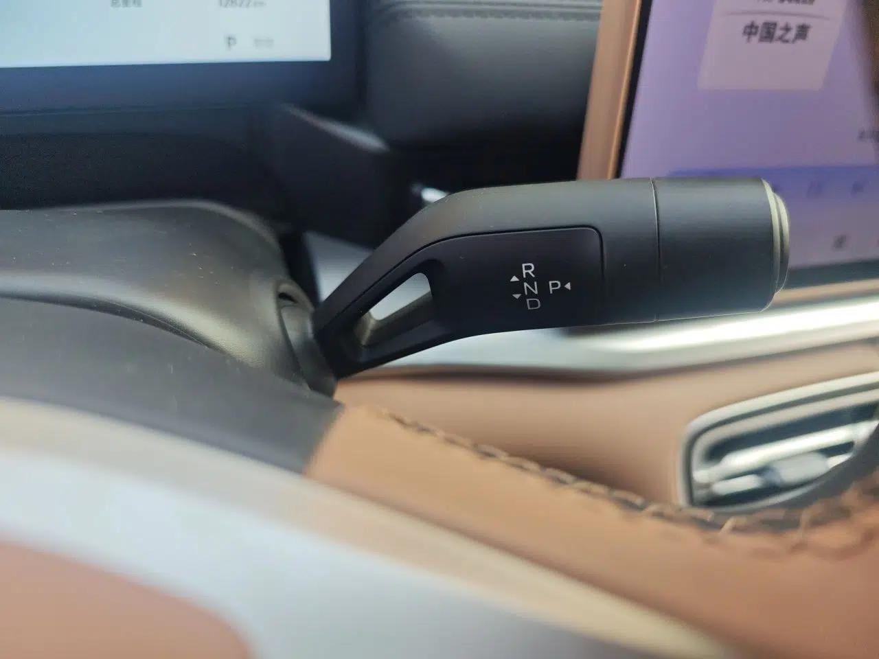 Geely Galaxy A7 2025 Model EM-i 70km Luxury Edition — миниатюра 14