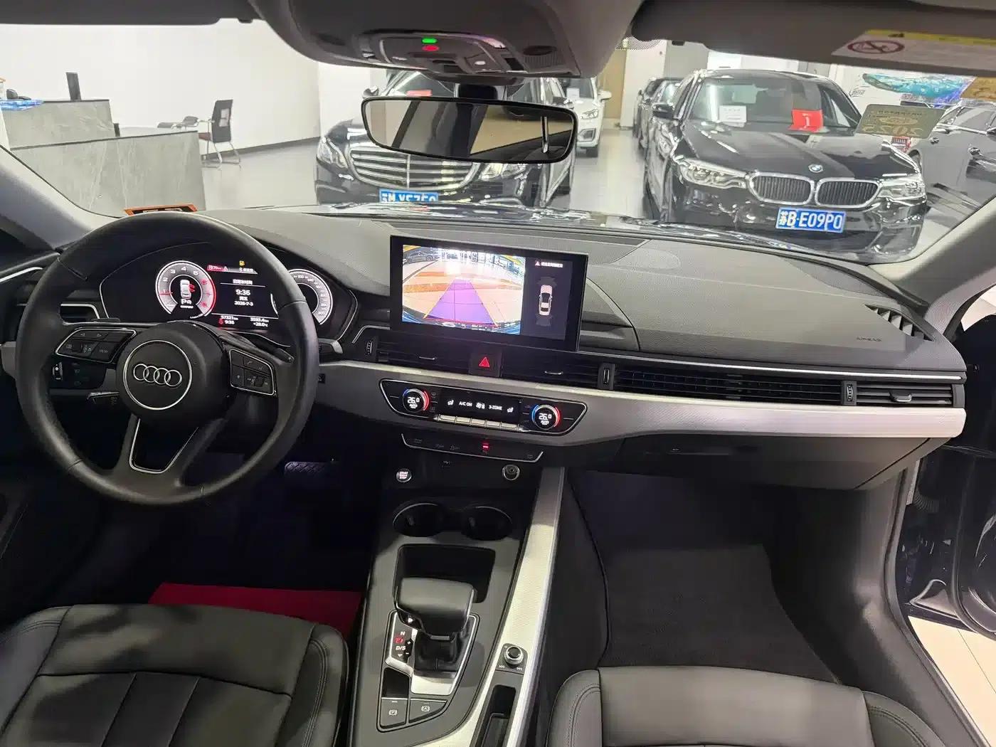 2021 Audi A5 Sportback 40 TFSI (Imported) - Fashionable and Dynamic Model — миниатюра 5
