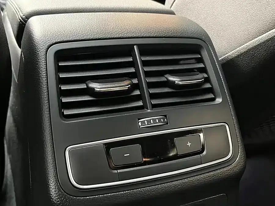 2023 Audi A5 Sportback 40 TFSI quattro Luxury Dynamic (Imported) — миниатюра 8