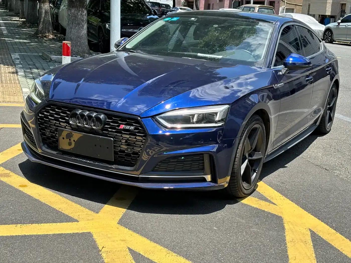 2019 Audi A5 Sportback 40 TFSI Fashion Edition (Imported) — миниатюра 1