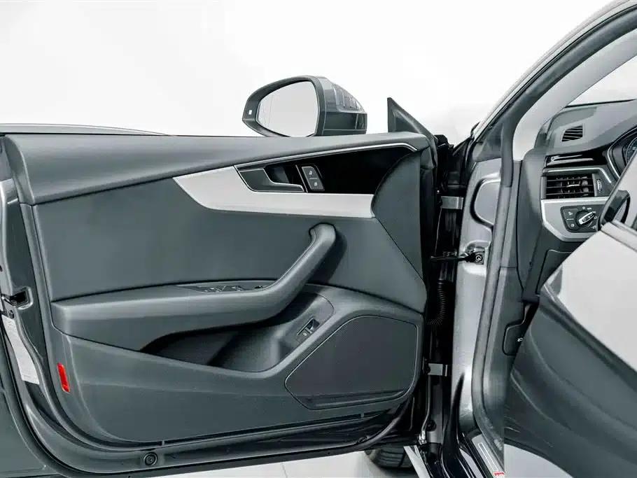 2023 Audi A5 Sportback 40 TFSI (Imported) - Fashionable and Dynamic Model — миниатюра 15