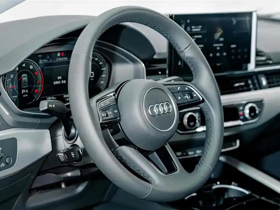2023 Audi A5 Sportback 40 TFSI (Imported) - Fashionable and Dynamic Model — миниатюра 9
