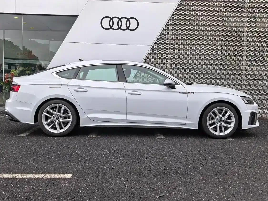 Audi A5 (Imported) 2024 Sportback 40 TFSI Fashion Dynamic Edition — миниатюра 3