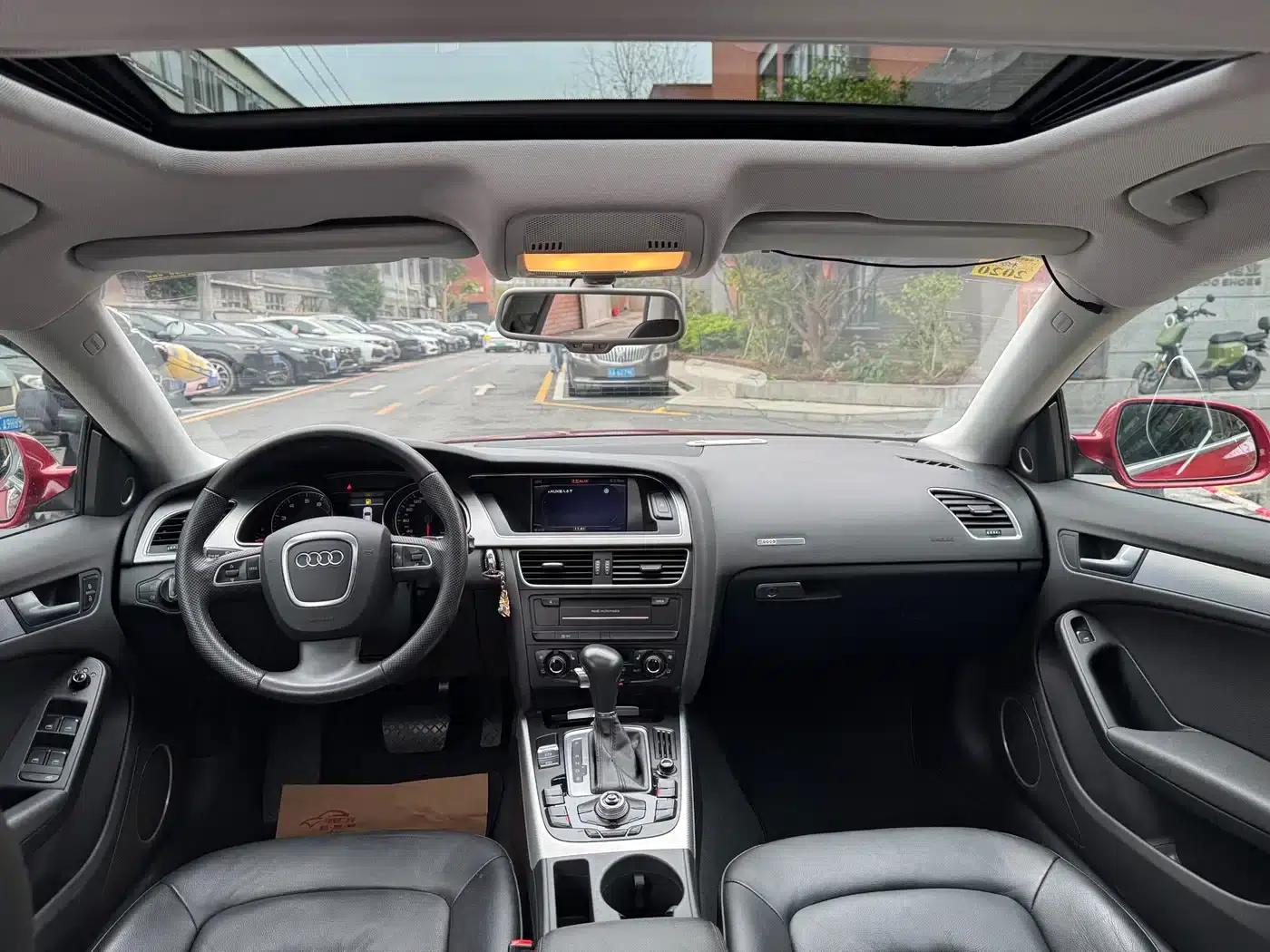 2010 Audi A5 Imported Model 2.0TFSI Sportback Technical Edition — миниатюра 14