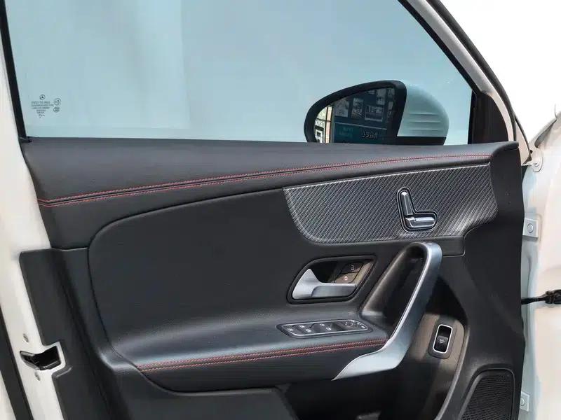 2023 Mercedes-Benz A-Class A 200 L Sport Sedan Fashion Edition — миниатюра 16