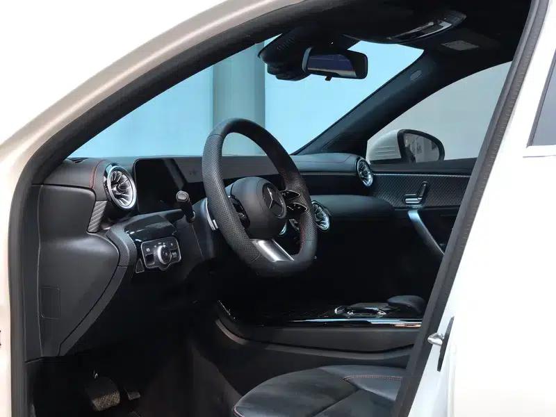 2023 Mercedes-Benz A-Class A 200 L Sport Sedan Fashion Edition — миниатюра 19