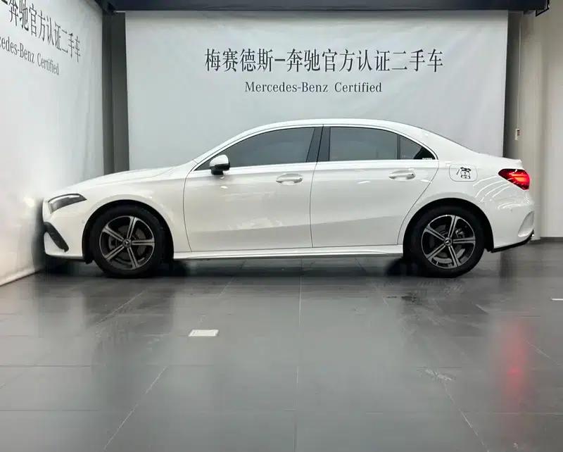 2023 Mercedes-Benz A-Class A 200 L Sport Sedan Fashion Edition — миниатюра 3