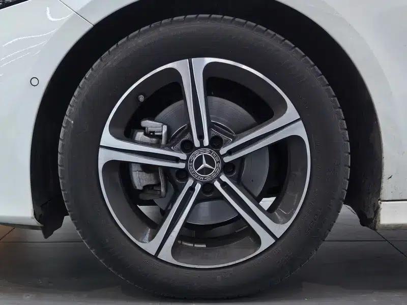 2023 Mercedes-Benz A-Class A 200 L Sport Sedan Fashion Edition — миниатюра 7