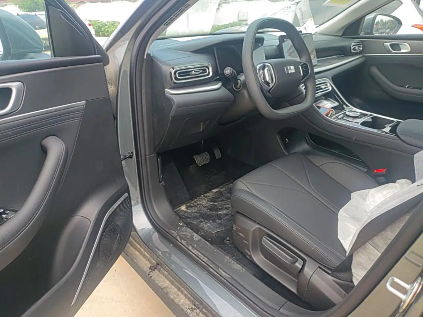 Geely Galaxy Stellar 6 2026 Model 125km Free-Style Edition — миниатюра 18