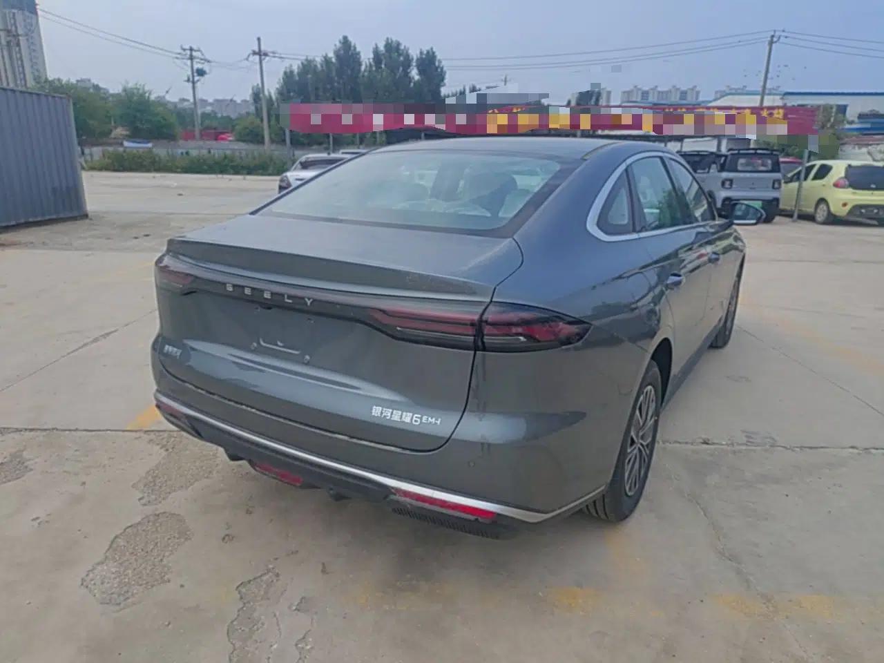 Geely Galaxy Stellar 6 2026 Model 125km Free-Style Edition — миниатюра 6