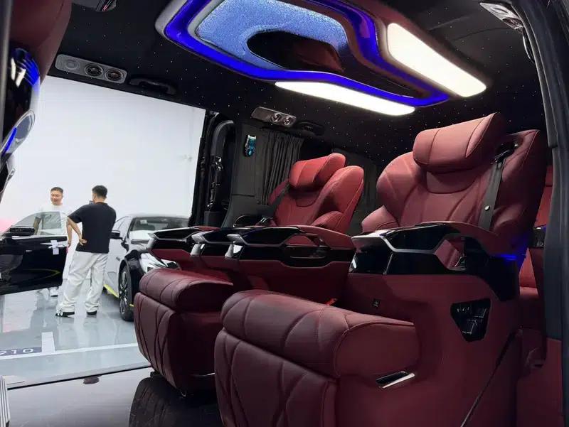 2018 Nissan Vito 2.0T Business Edition 7-seater (China VI Emission Standard) — миниатюра 4