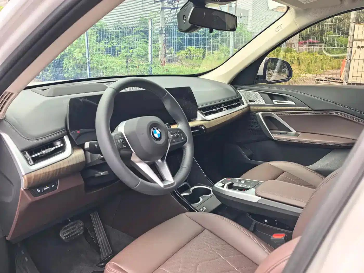 2023 BMW X1 xDrive25Li X Design Package — миниатюра 14