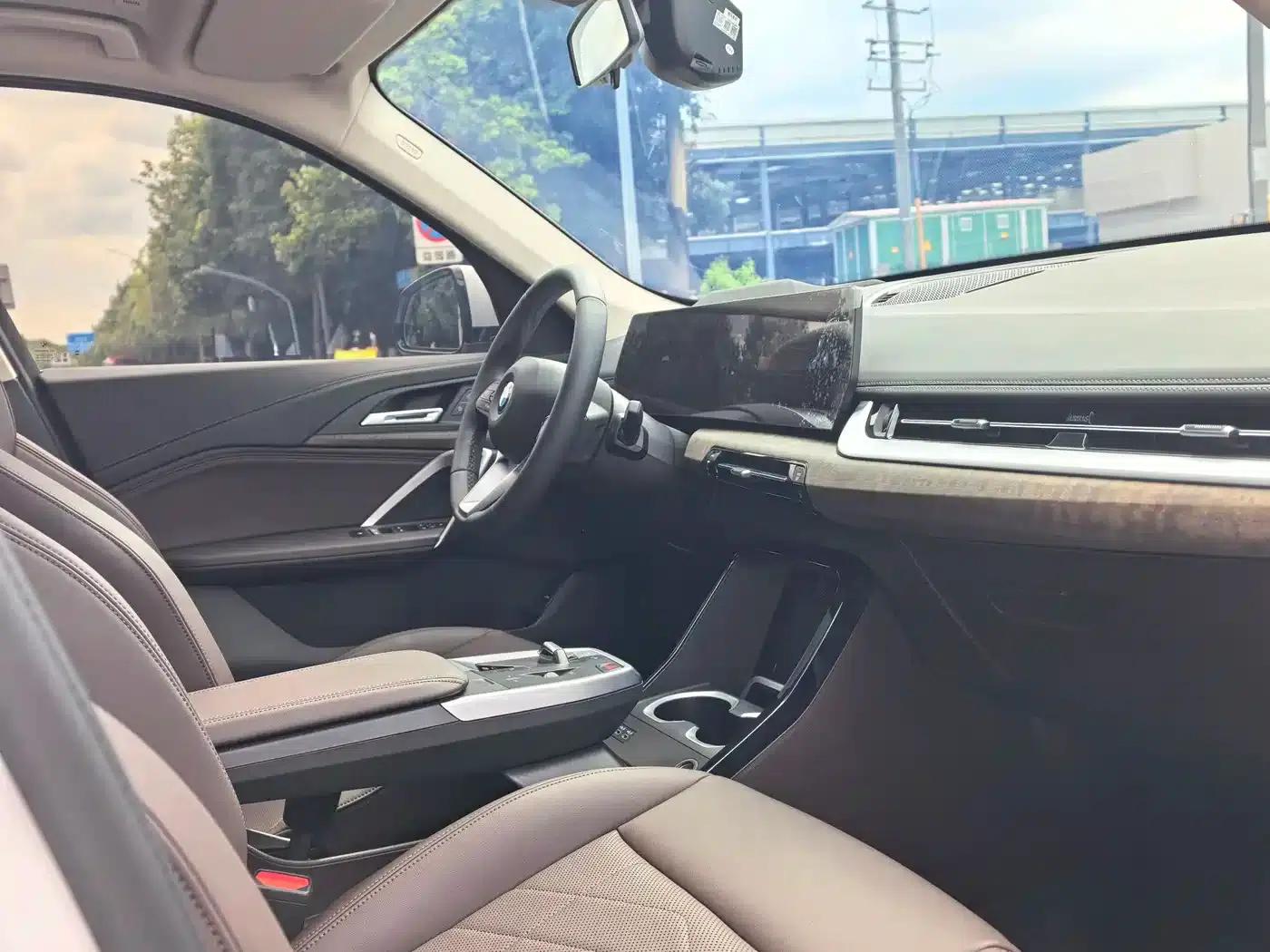 2023 BMW X1 xDrive25Li X Design Package — миниатюра 9