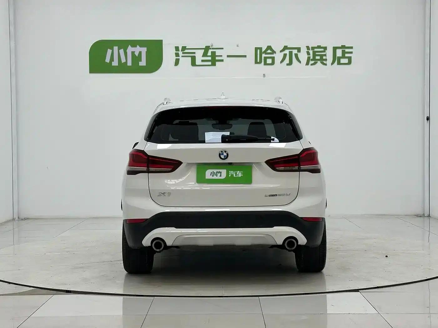 BMW X1 2022 sDrive20Li Premium — миниатюра 6