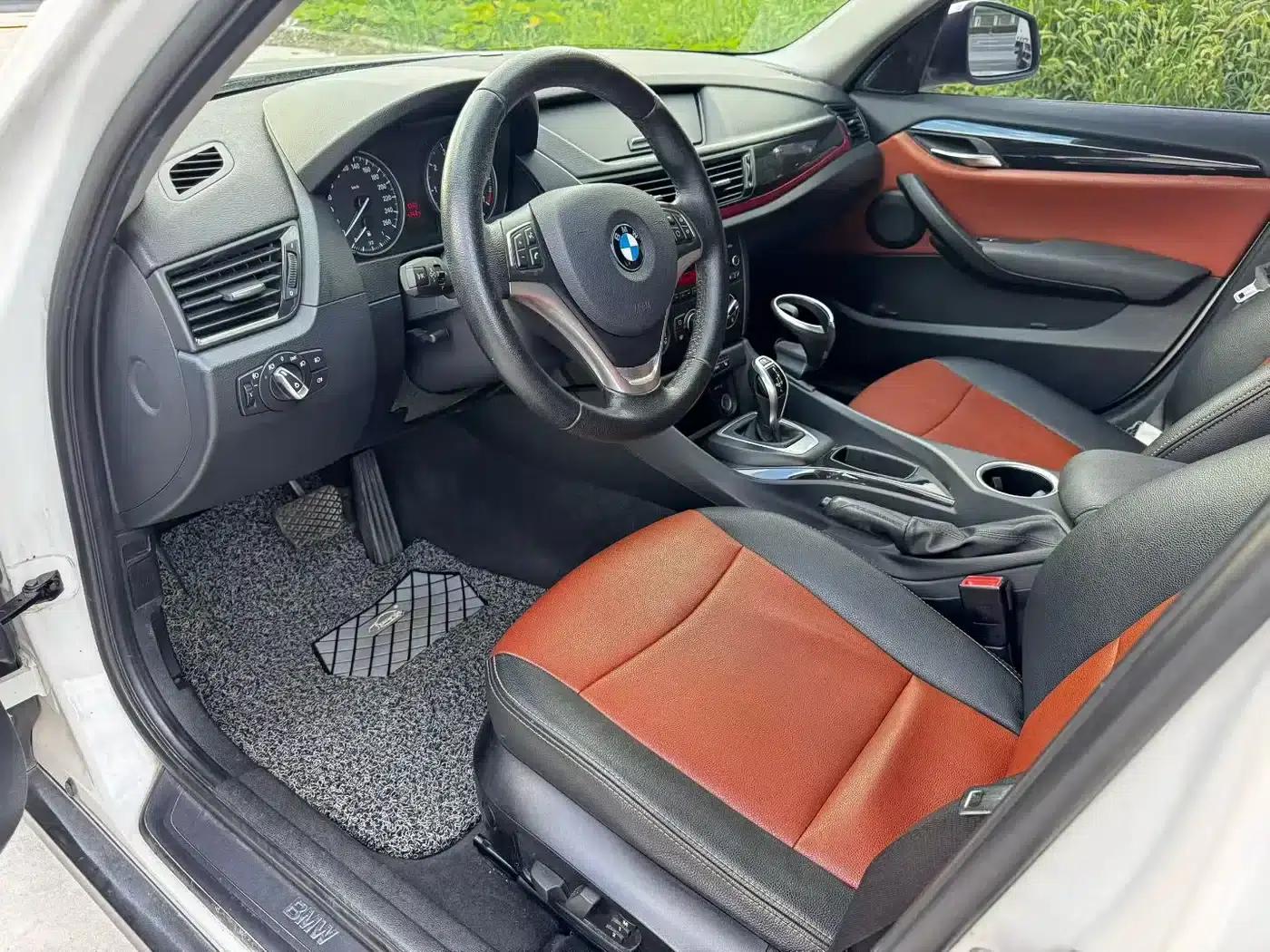 BMW X1 2015 sDrive18i Fashion Upgrade Edition — миниатюра 4