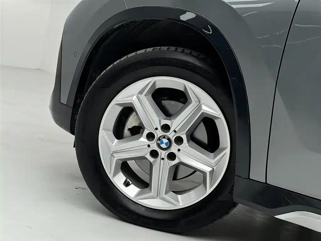 2023 BMW X1 sDrive20Li X Design Package — миниатюра 11