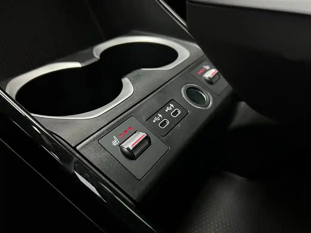 2023 BMW X1 sDrive20Li X Design Package — миниатюра 24