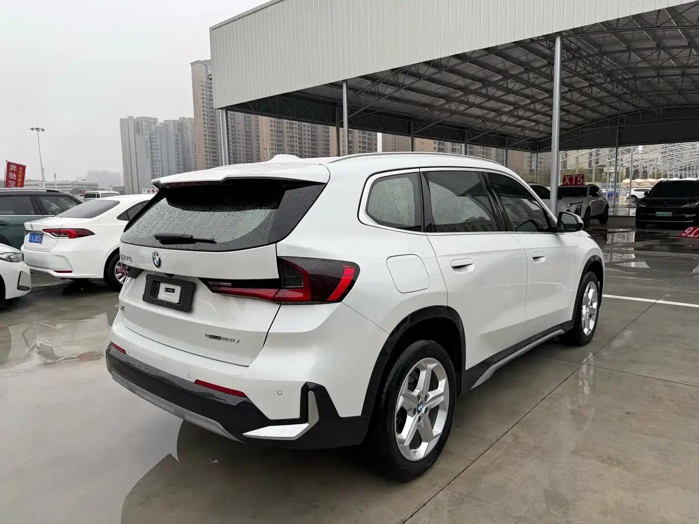 2023 BMW X1 sDrive20Li X Design Package — миниатюра 4
