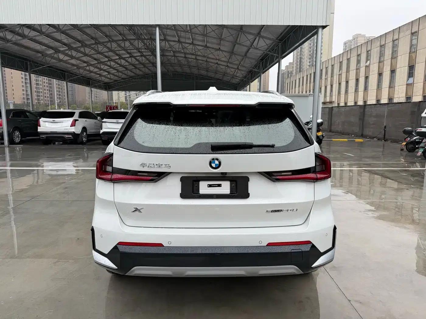 2023 BMW X1 sDrive20Li X Design Package — миниатюра 5