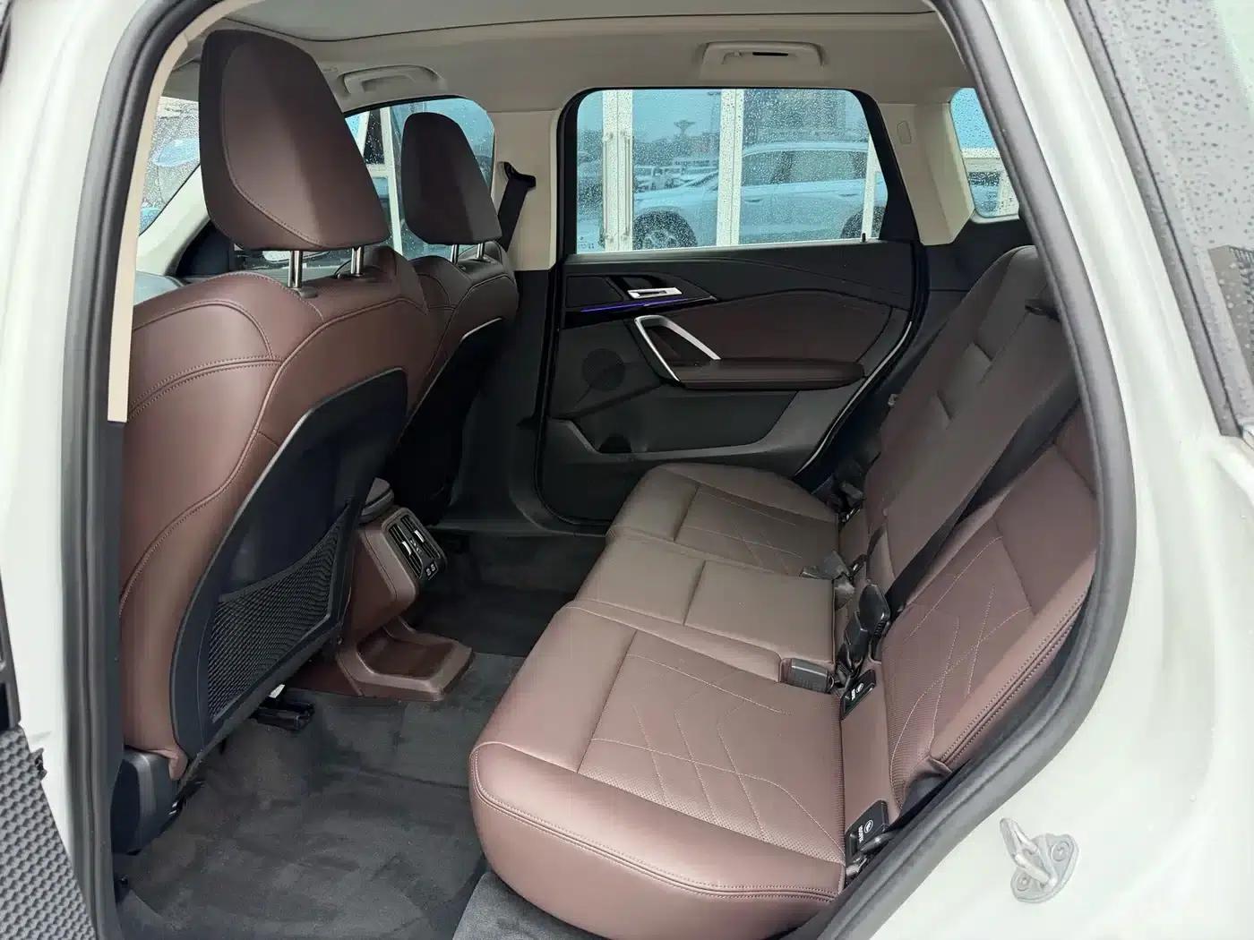 2023 BMW X1 sDrive20Li X Design Package — миниатюра 7