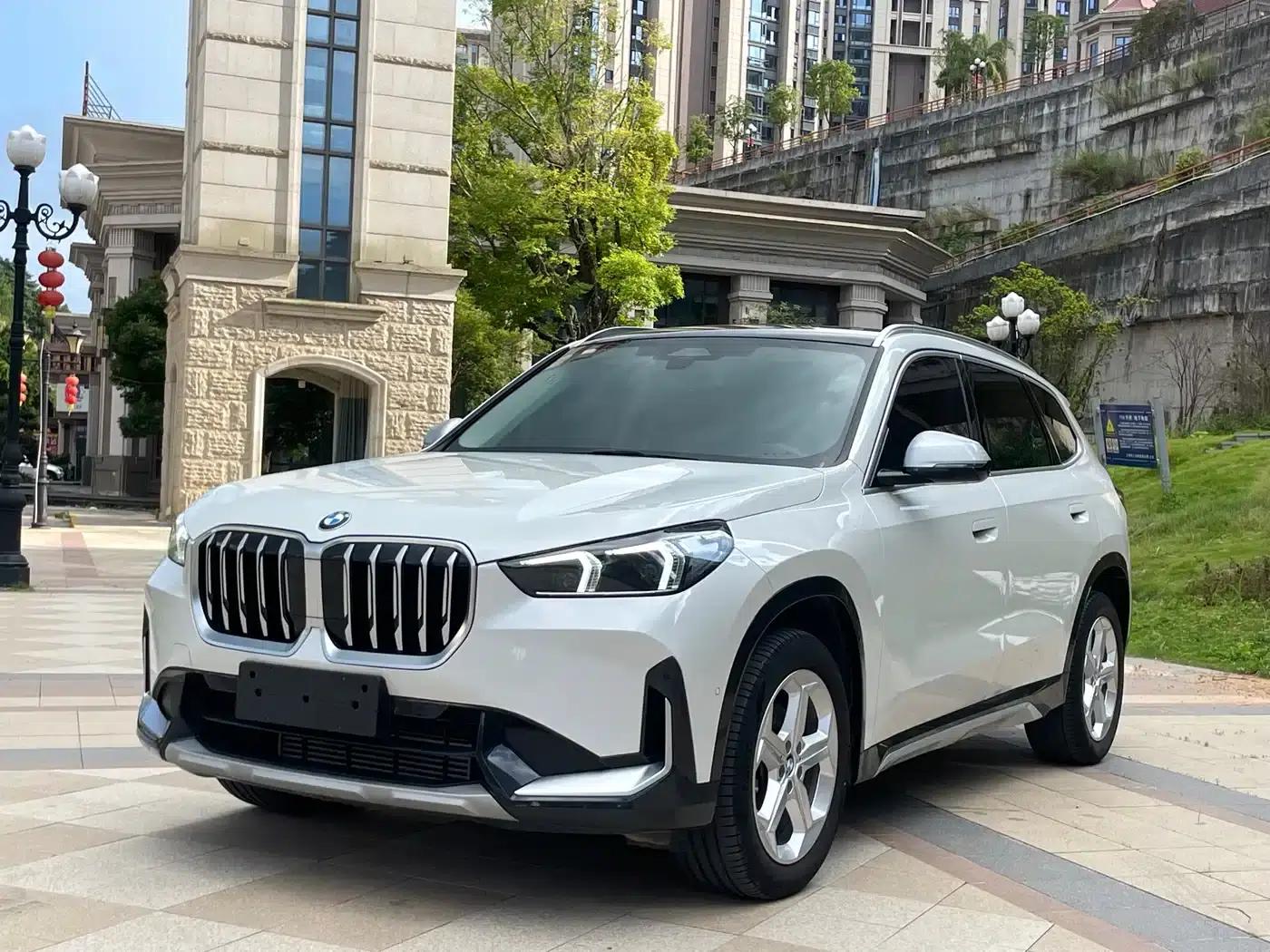 2023 BMW X1 sDrive20Li X Design Package — миниатюра 1