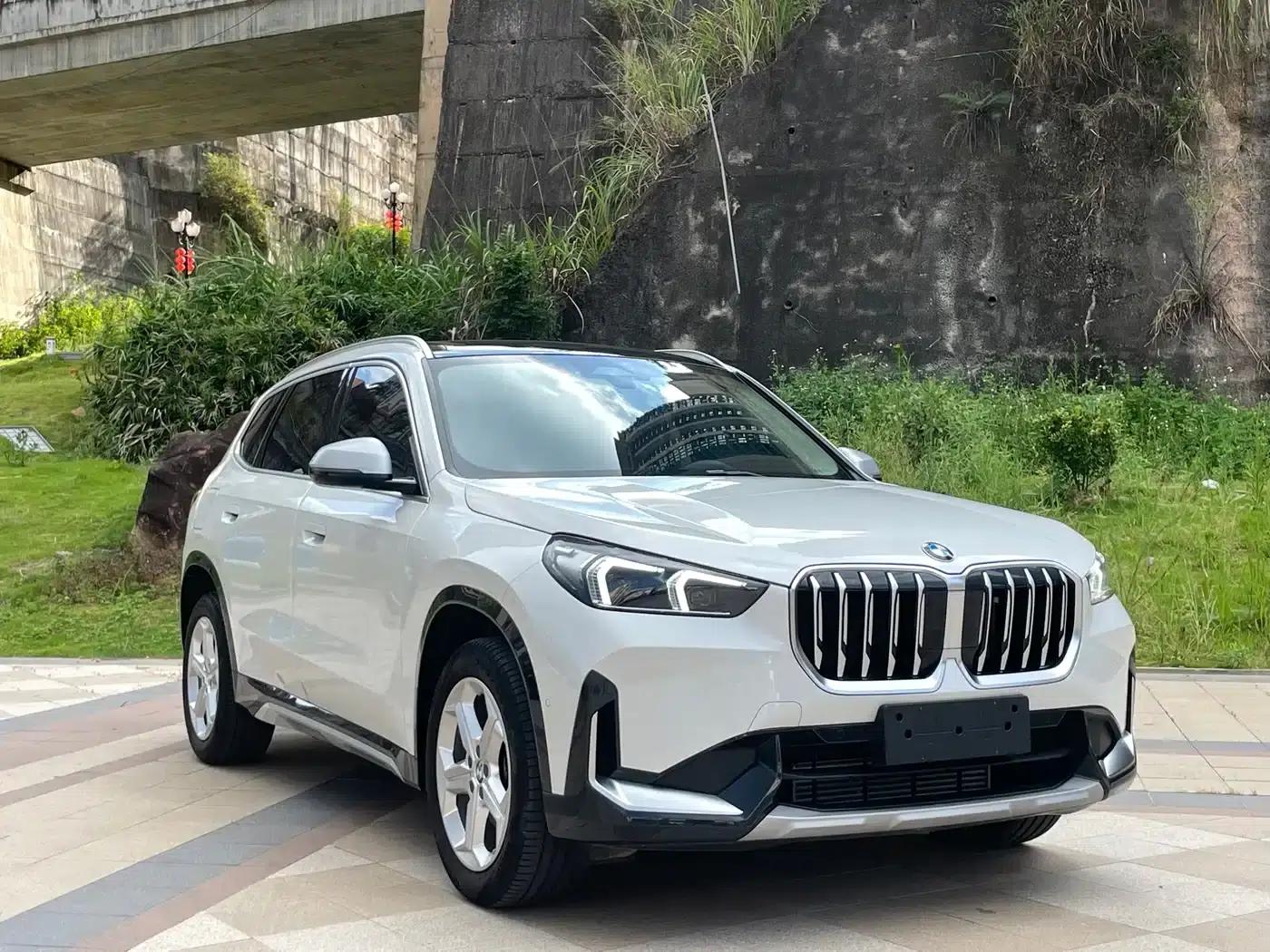 2023 BMW X1 sDrive20Li X Design Package — миниатюра 2