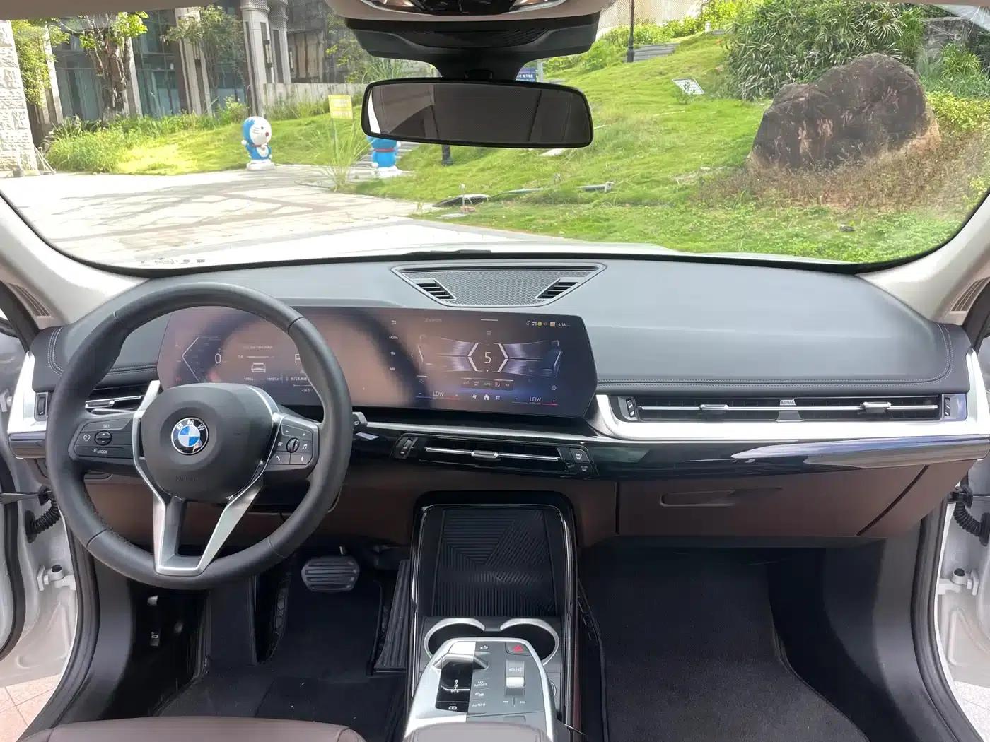 2023 BMW X1 sDrive20Li X Design Package — миниатюра 4