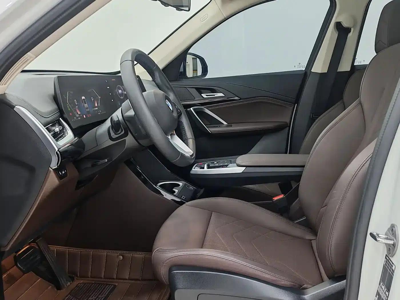 2023 BMW X1 sDrive20Li X Design Package — миниатюра 7