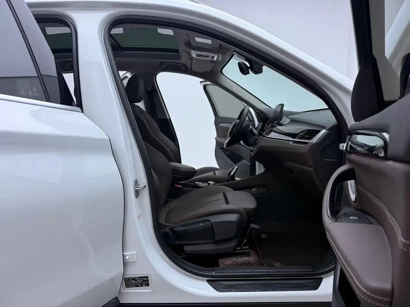 BMW X1 2021 sDrive20Li Fashion Edition — миниатюра 14