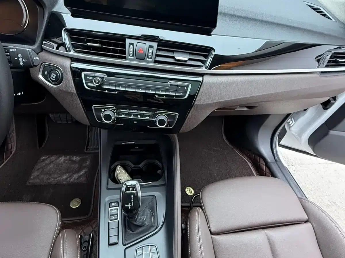 BMW X1 2021 sDrive20Li Fashion Edition — миниатюра 8