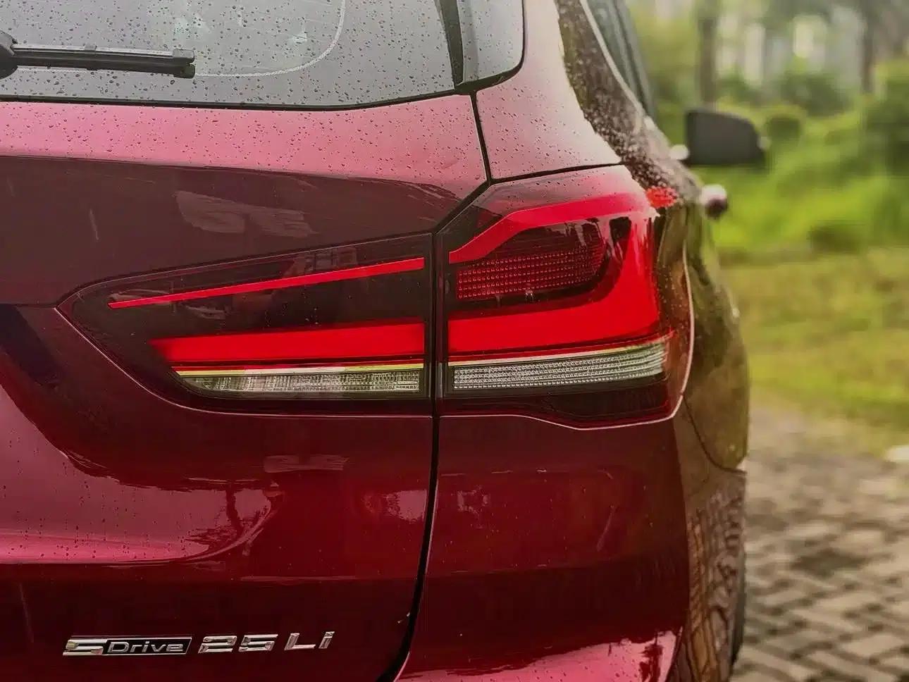 BMW X1 2021 sDrive25Li Leading Edition — миниатюра 7