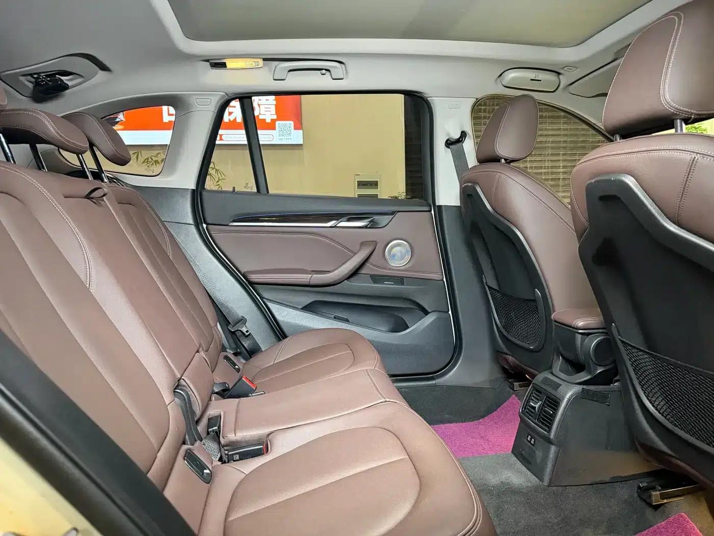 BMW X1 2021 xDrive25Li Premium — миниатюра 14