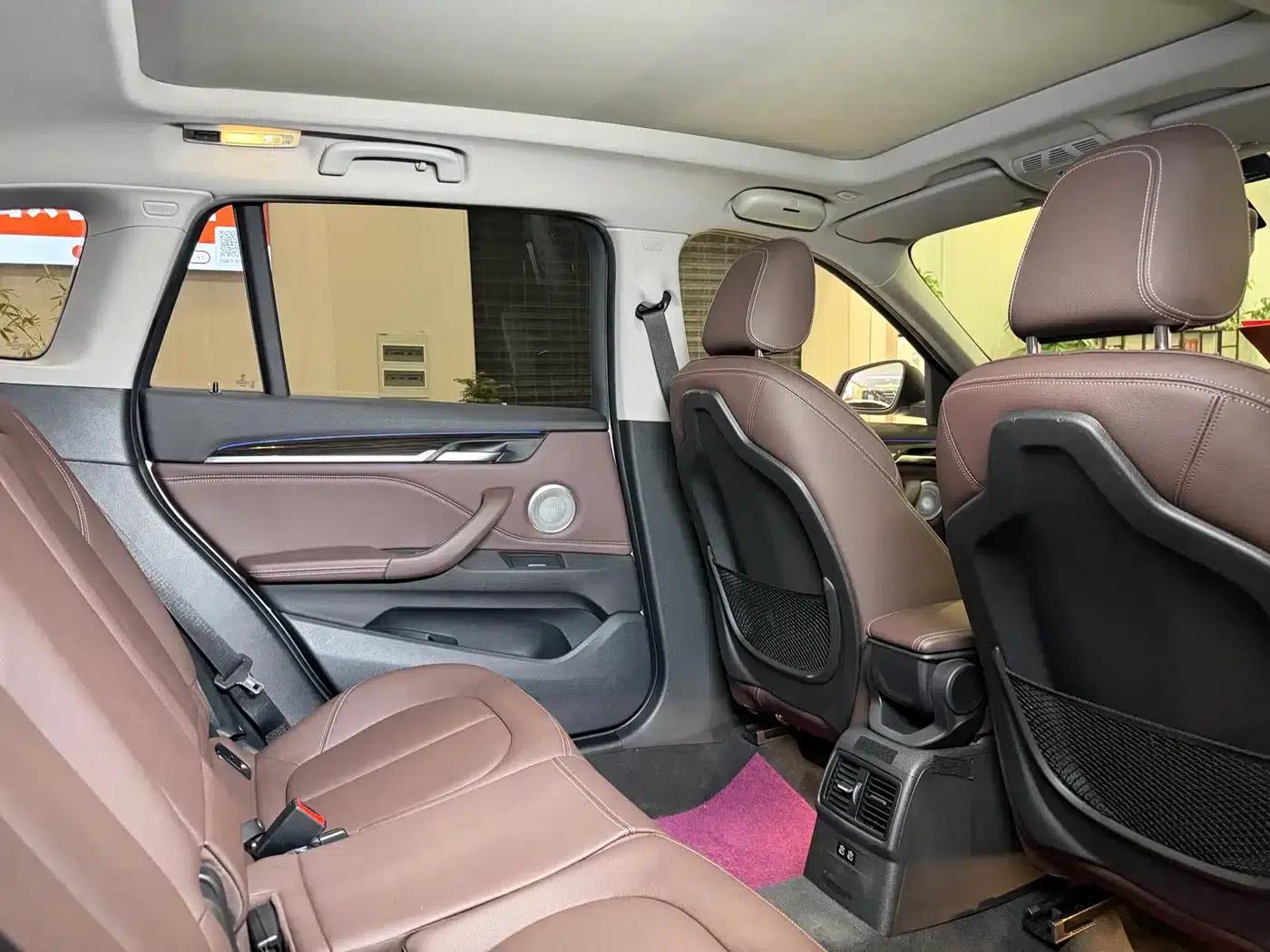 BMW X1 2021 xDrive25Li Premium — миниатюра 15