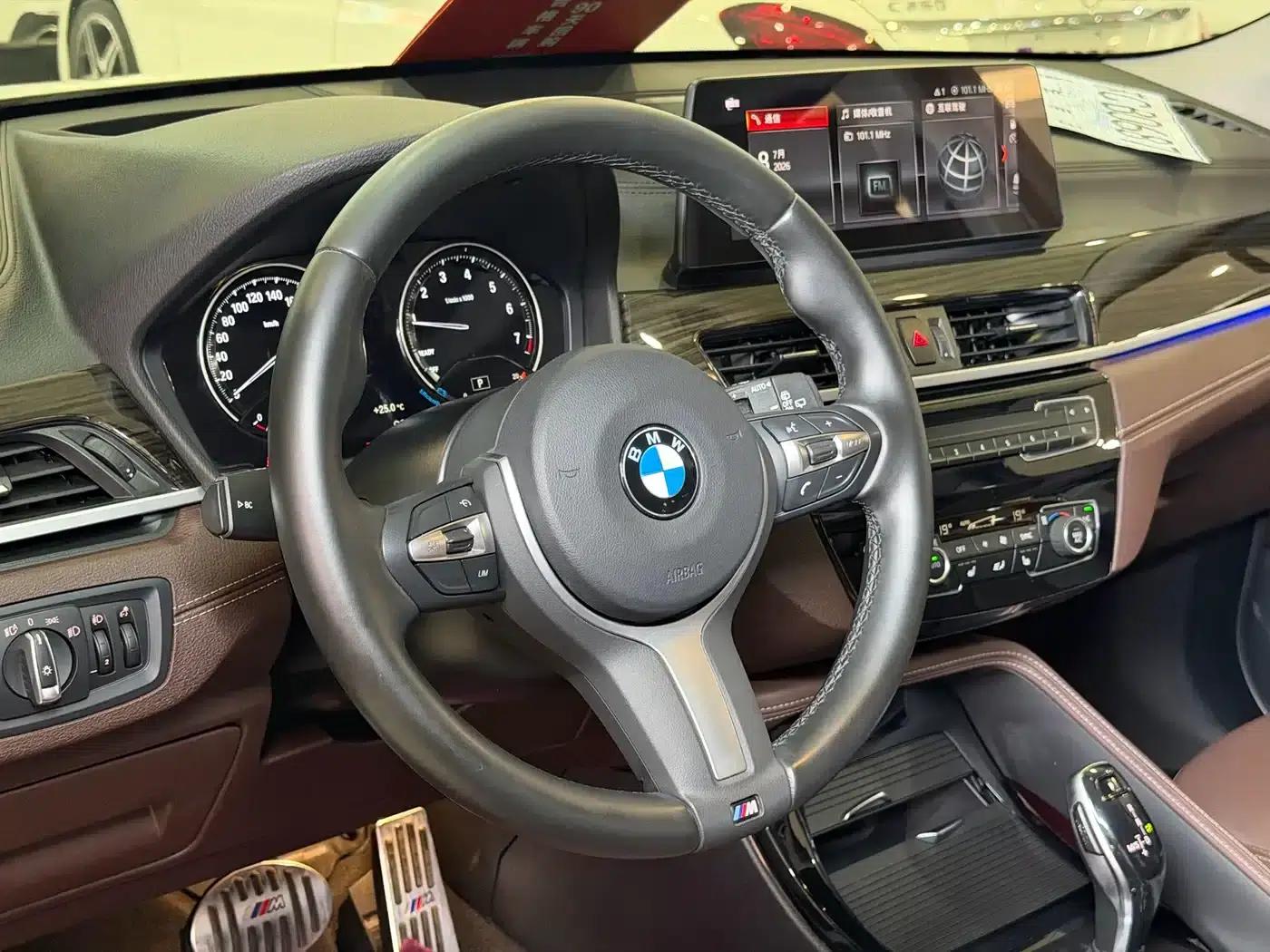 BMW X1 2021 xDrive25Li Premium — миниатюра 7