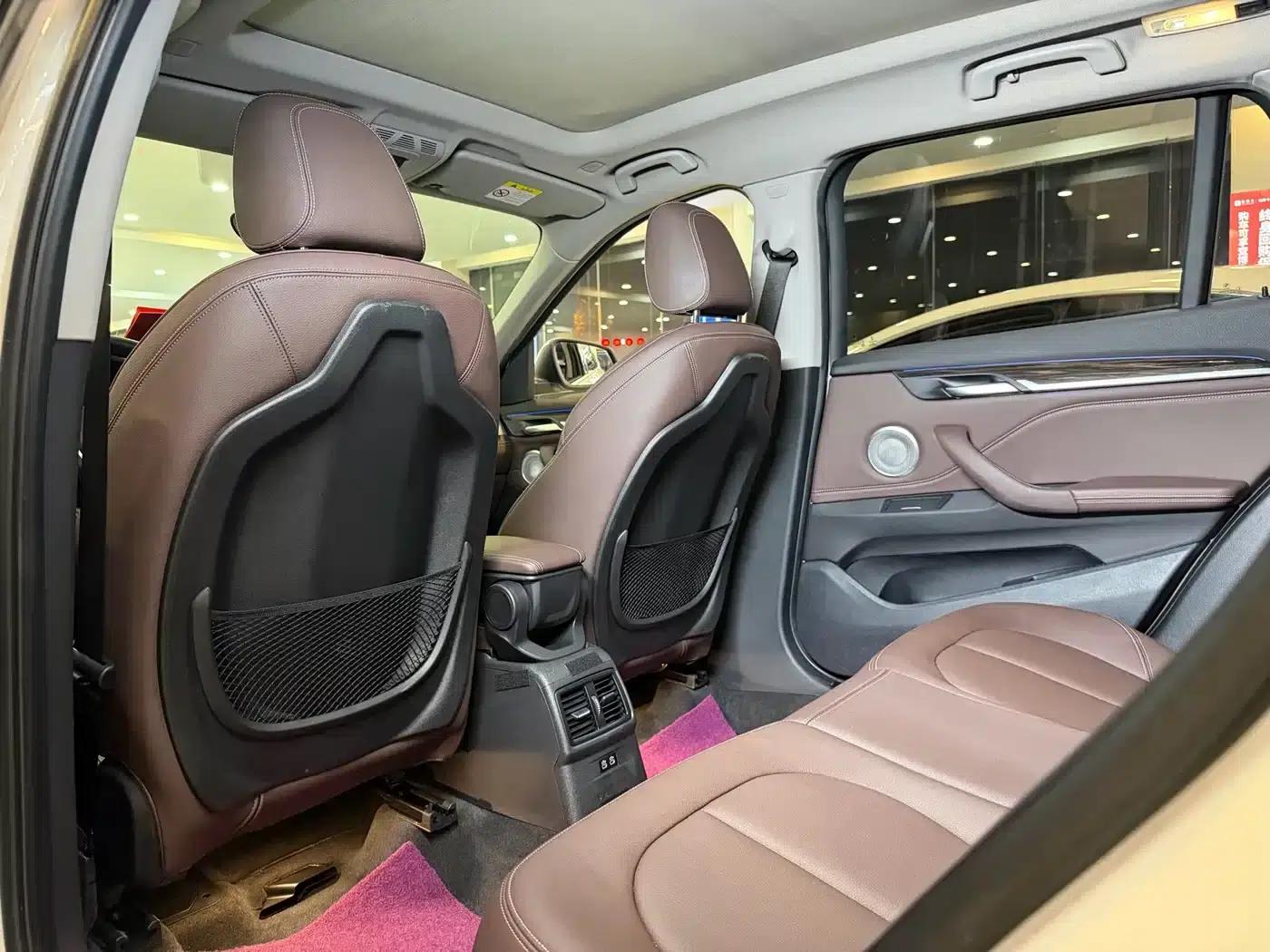 BMW X1 2021 xDrive25Li Premium — миниатюра 10