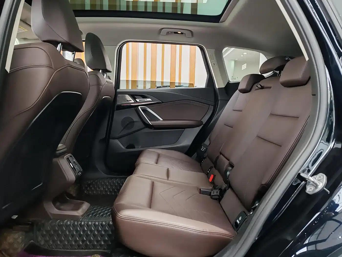2024 BMW X1 sDrive25Li X Design Package — миниатюра 11