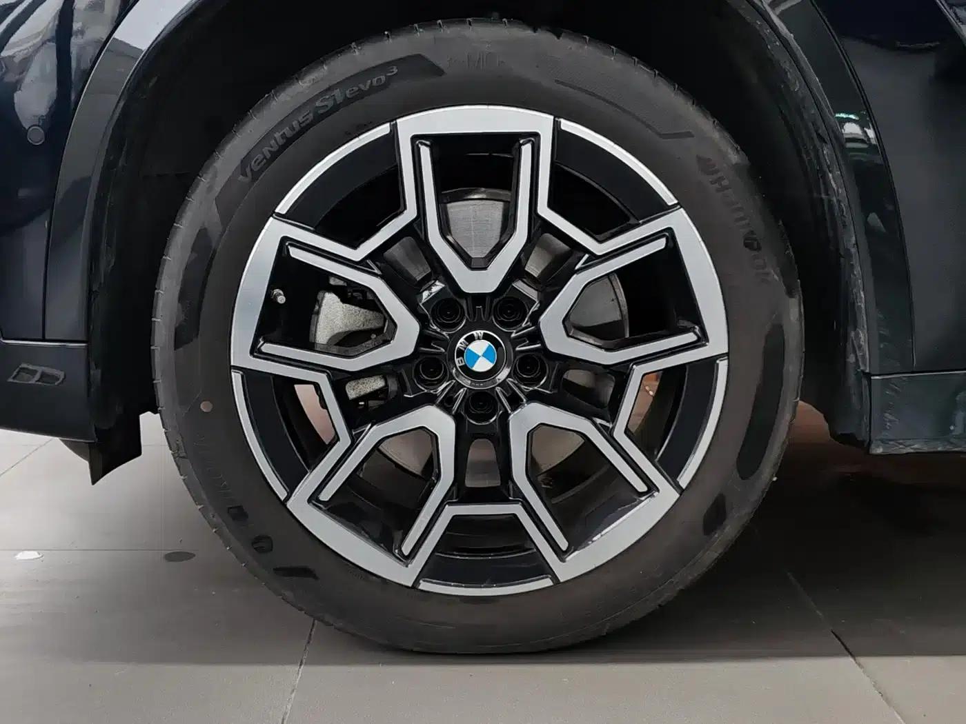 2024 BMW X1 sDrive25Li X Design Package — миниатюра 15