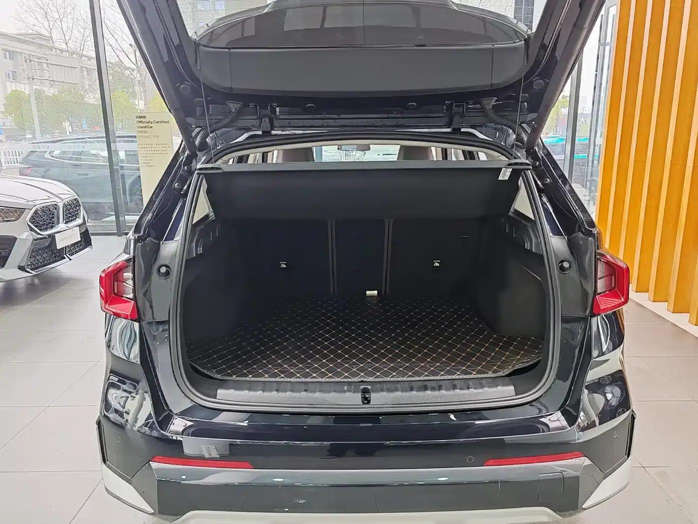 2024 BMW X1 sDrive25Li X Design Package — миниатюра 16