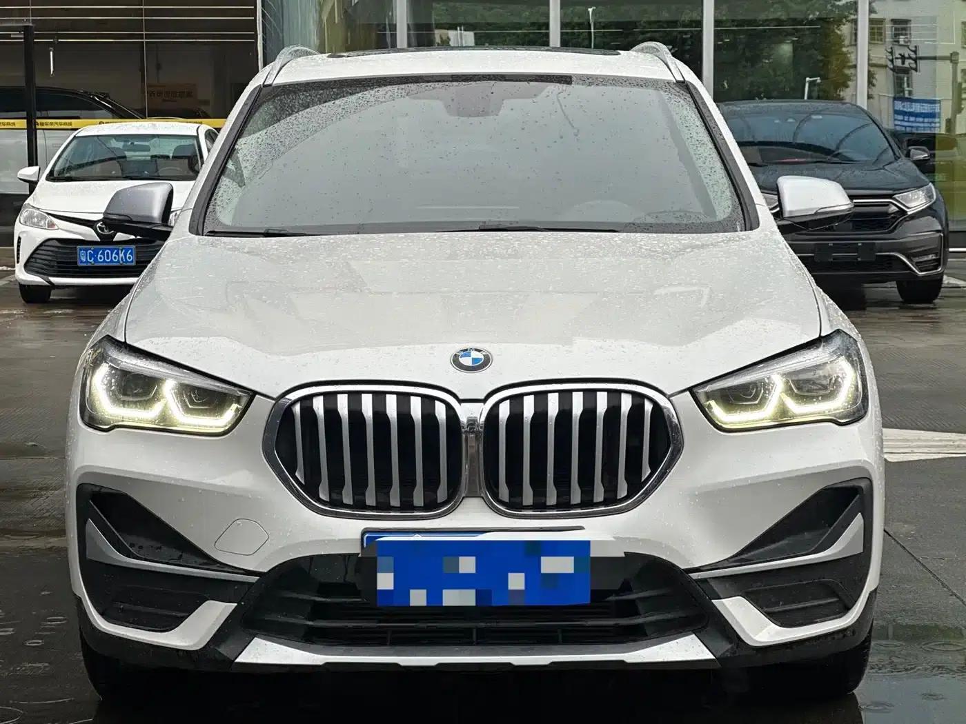 BMW X1 2022 sDrive20Li Fashion Edition — миниатюра 2