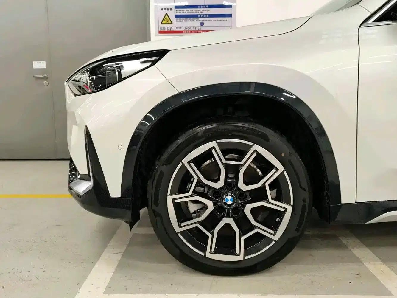 BMW X1 2025 sDrive25Li X Design Package — миниатюра 7