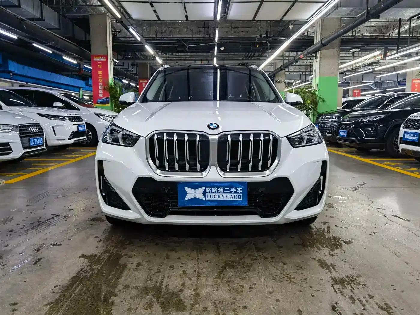 BMW X1 2023 sDrive25Li M Sport Package — миниатюра 2
