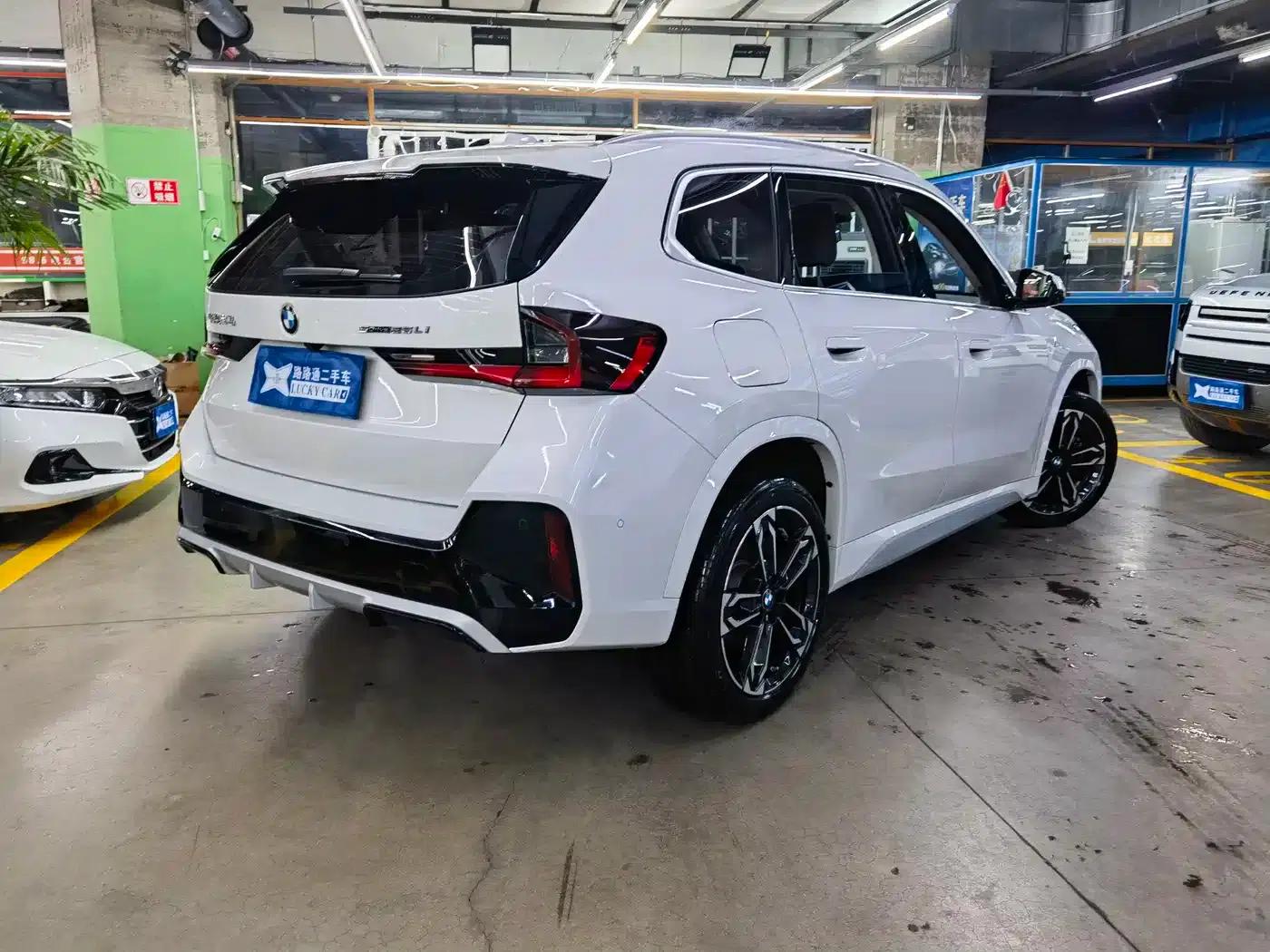 BMW X1 2023 sDrive25Li M Sport Package — миниатюра 4