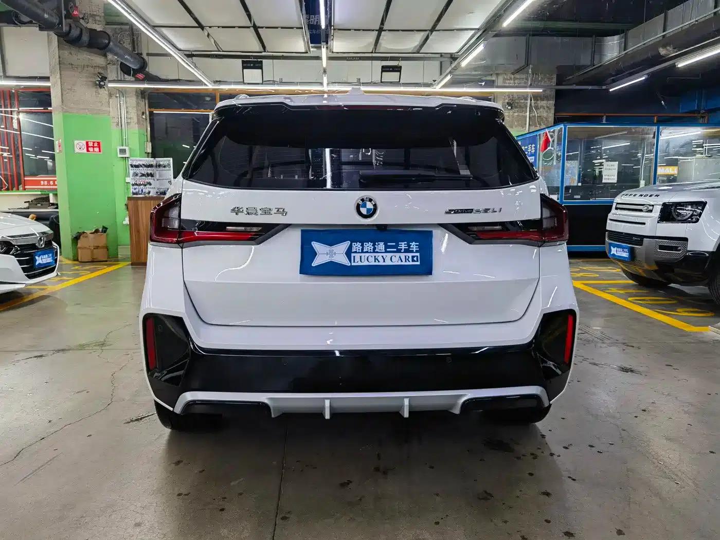 BMW X1 2023 sDrive25Li M Sport Package — миниатюра 5
